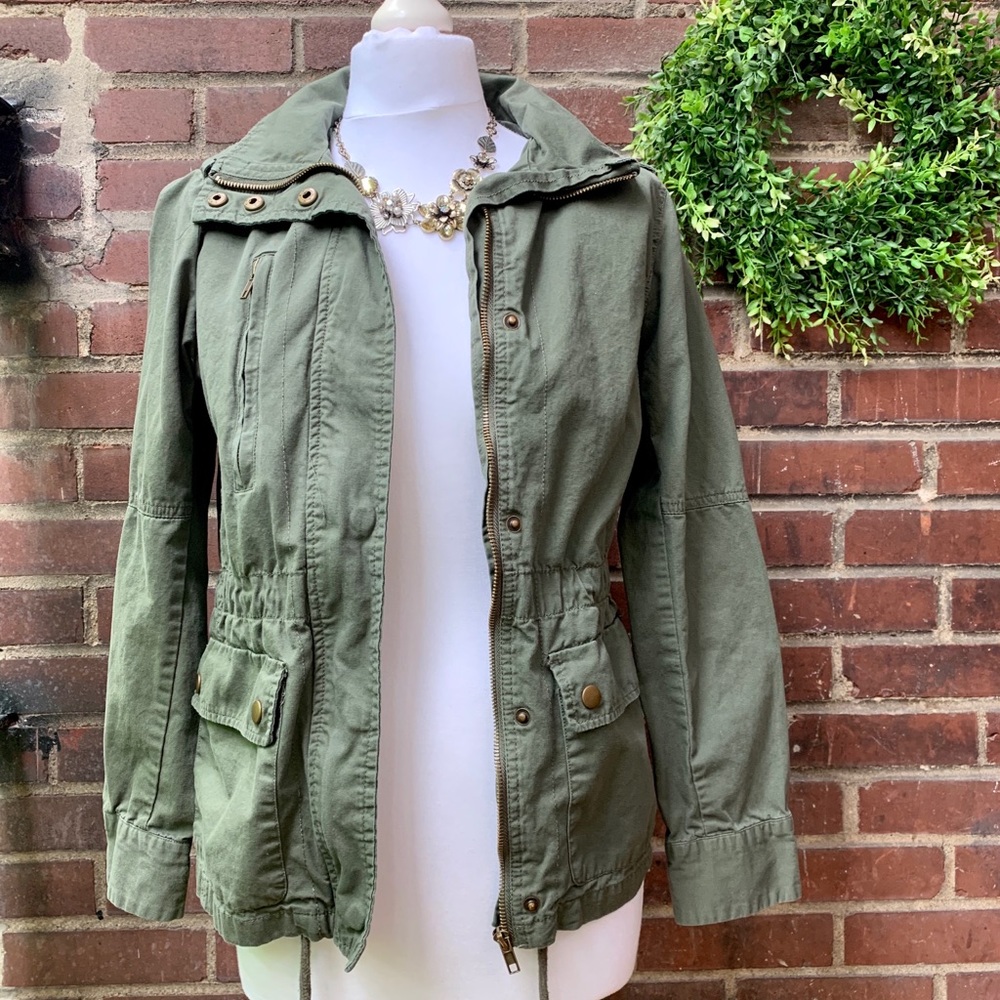 Army Green Utility Jacket 💚